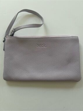 Beck Bags Pebbled Leather Wristlet